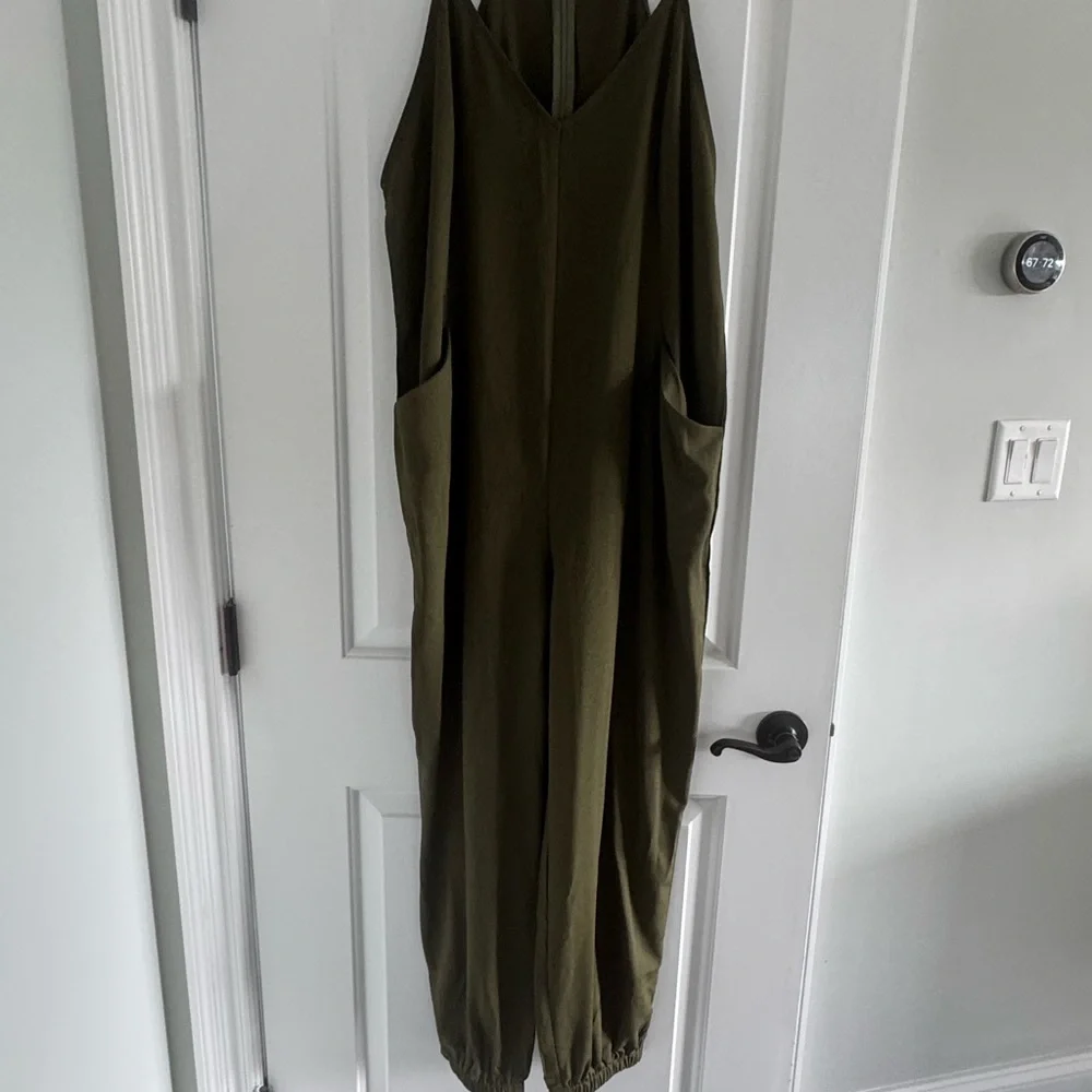 NWT Overalls Jumpsuits Loose Sleeveless Adjustable Spaghetti Strap Wide Leg Long - Picture 7 of 7